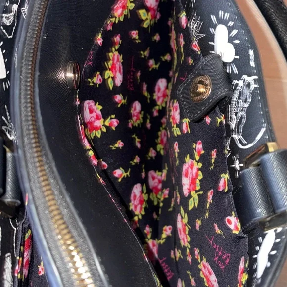 Betsey Johnson Black Embossed Skull Satchel - Picture 7 of 13